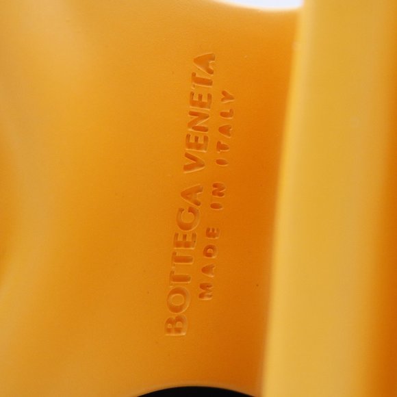 Bottega Veneta Flash Ankle Boot Military Calf Black-Tangerine - Picture 9 of 16